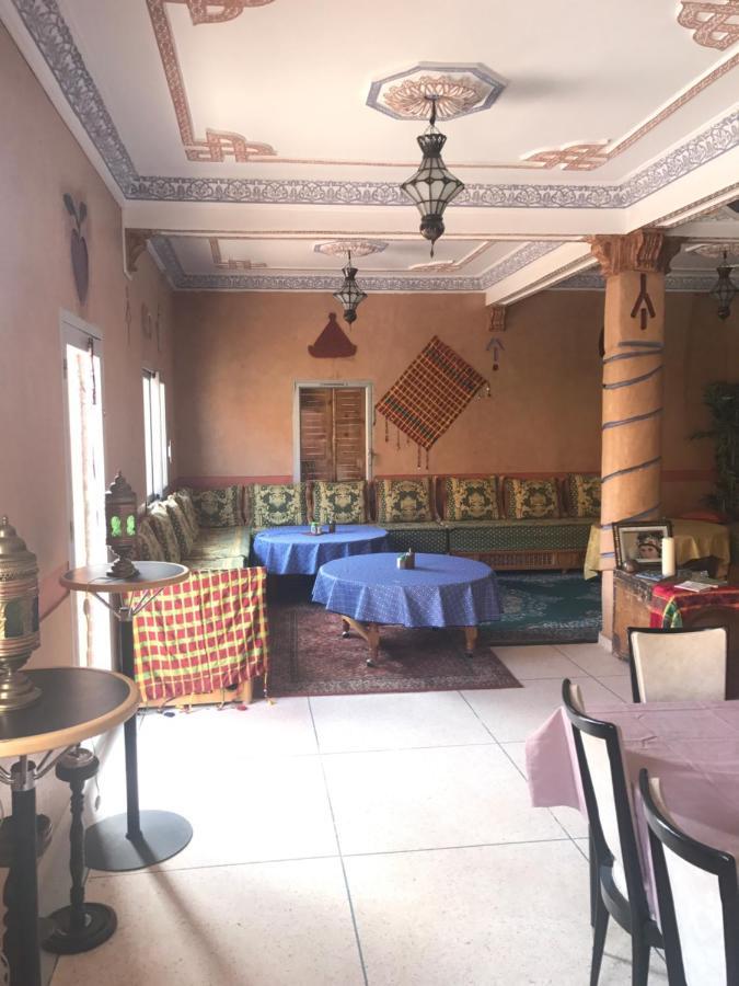 Auberge Restaurant Zahra Boumalne Exteriör bild