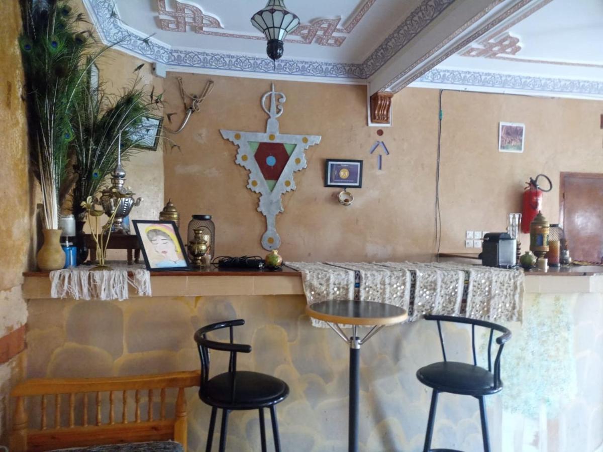 Auberge Restaurant Zahra Boumalne Exteriör bild